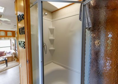 Fifth Wheel's A Charm - Cozy RV Short Term Vacation Rental in Murray Corner, New Brunswick