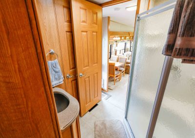 Fifth Wheel's A Charm - Cozy RV Short Term Vacation Rental in Murray Corner, New Brunswick