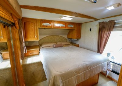 Fifth Wheel's A Charm - Cozy RV Short Term Vacation Rental in Murray Corner, New Brunswick